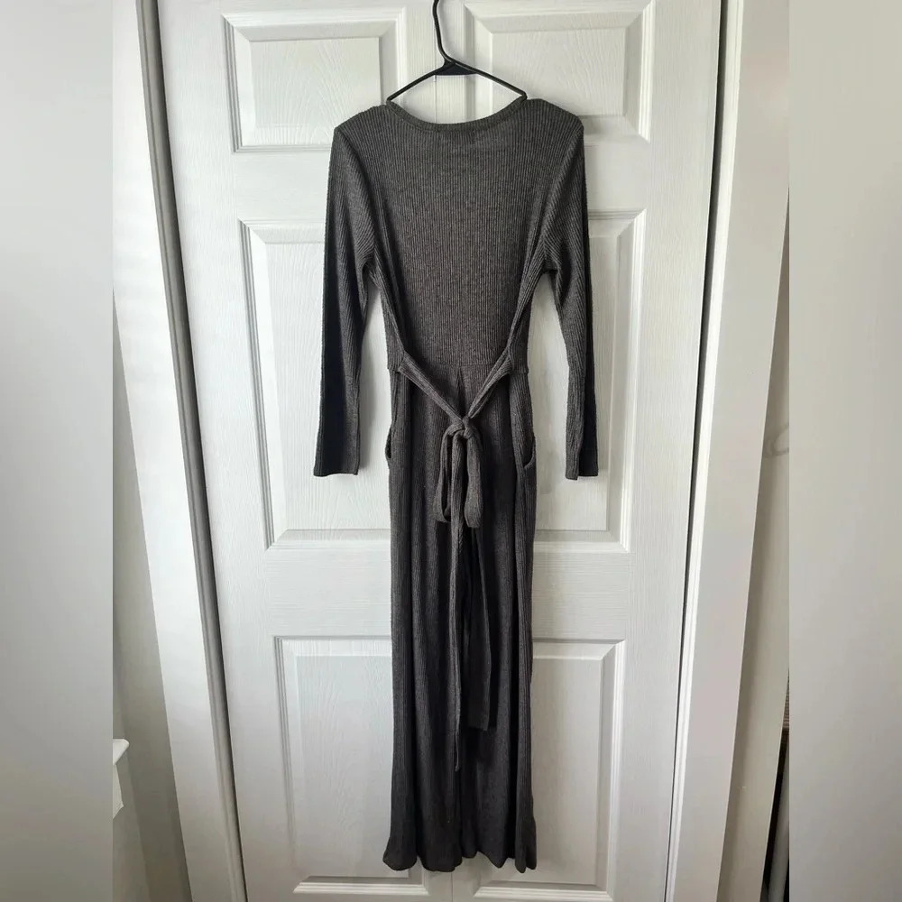 Urban Outfitters Cozy Ribbed Knit Wrap Jumpsuit Size Med - Picture 6 of 7
